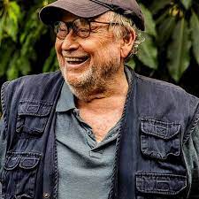 צבי שיסל (נולד ב־15 ביולי 1946) הוא שחקן, במאי ומפיק ישראלי. 6ynycmxdhojynm