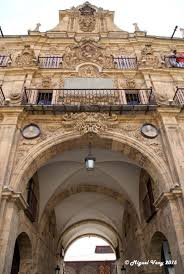 Photo Of Arco De San Fernando Pabellon Real Plaza Mayor Salamanca Espana Espana Pueblos De Espana Fotos Salamanca
