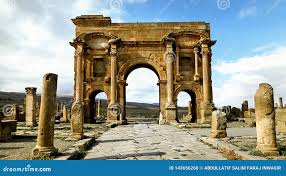 一个考古学站点在阿尔及利亚罗马旅游业的建筑学库存照片. 图片包括有阿尔及利亚, 意大利, 纪念碑- 143656260