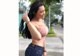 426,752 likes · 50,407 talking about this. Ana Del Castillo Un Camino Entre Rosas Y Espinas Diario Del Cesar