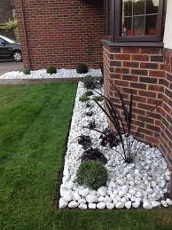 45 Gorgeous Small Garden Design With Low Cost Monthly Maintenance Small Front Gardens Small Garden Design Low Maintenance Garden Design