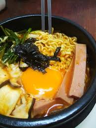 Elinluv's Tidbits Corner: Homecooked Kimchi Ottogi Ramen Sari Noodle Soup