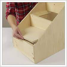 Assemble Pet Steps With Plywood Sides And Simple 1 2 Cleats To Hold The Pieces In Place You Ll Be Pleasantly Surpr Dog Steps For Bed Dog Steps Dog Stairs Diy