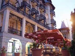 Ofera toate facilitatile specifice turismului de inalta clasa: Vila 2 Palas Slanic Moldova Romania Promoturism