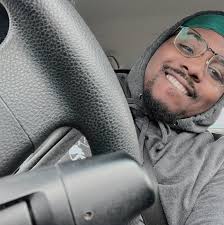 We work for Pizza Hut So what's everyone's thoughts?