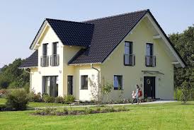 musterhaus barcelona rensch haus klassisches einfamilienhaus mit drittem giebel bauen fertighaus einfamilienhaus sat haus einfamilienhaus haus grundriss