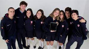 Con esa ayuda y la de sus amigos de barcelona, podía estudiar durante el año. Alumnos Del Colegio San Ignacio De Loyola Triunfaron En Harvard Revista Ronda