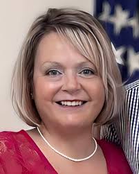 Samantha Meadows's Instagram, Twitter & Facebook