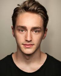 Ross Tomlinson's Instagram, Twitter & Facebook