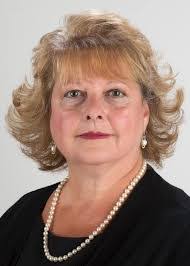 Cynthia Malinowski's Instagram, Twitter & Facebook