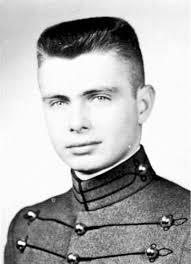 The Discipline of The Cut: From the trenches of WWII to the college  campuses of the 50s, styles like the Crew Cut and Flat Top represented  neatness and discipline. Using clippers and