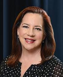 Colleen Whatley's Instagram, Twitter & Facebook