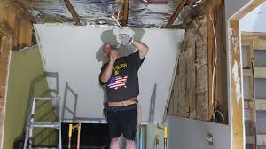 Use the shop utilitech pro bronze integrated remodel recessed light kit (fits opening: Part 1 Utilitech Canless Recessed Lighting Kit Installation Item 1500760 Caution Youtube