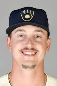 Bonnie Pitcher's Instagram, Twitter & Facebook