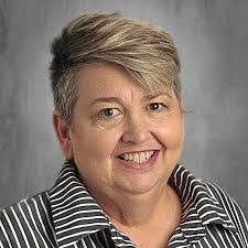 Gail Swift's Instagram, Twitter & Facebook