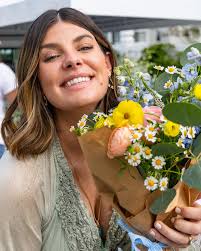 A few moments from my BABYSHOWER!! I wore a free people dress (size large,  safety pinned in back because the boob area was way too big), drank lots of  la croix, got