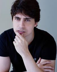 João Sena (@joaobsena) · Instagram photos and Reels