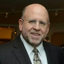 Latina Girls Share an Art-Filled Day