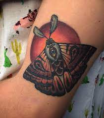 Neotraditional Moth Tattoo Hendonart Moth Tattoo Tattoos Moth Tattoo Arm