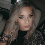 Stephanie Kirkbride's Instagram, Twitter & Facebook