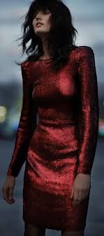 15 Ideas Of New Years Outfits With Glitters Be Modish Editorial Fashion Fashion Red Sequin Dress