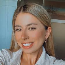 Anna Simons (@anna_sim21) • Threads, Say more