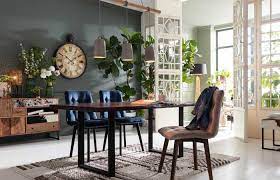 Normalmente vemos estos elementos decorativos en las mesas, en las esquinas de las casas. Ideas De Decoracion Como Integrar Las Plantas En La Decoracion De Tu Casa Foto 1