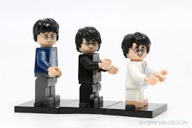 Lego man with blue overalls and black hair minifigure. Lego Male Minifig Short Hair Piece Light Bluish Gray Color New Lego Building Toys Libermedia Nl