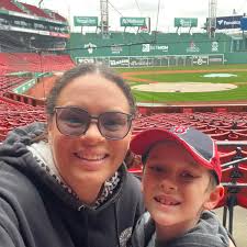 What is inside a snap bracelet?