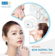 Hada Labo - LÀM SAO SỬ DỤNG KEM DƯỠNG ẨM HIỆU QUẢ? Kem dưỡng ẩm Hada Labo  ADVANCED NOURISH sẽ giúp các nàng hoàn thiện bước “khóa ẩm” cuối cùng trong  chu