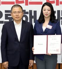Fivb는 선수위원회가 연맹과 선수간 가교 역할을 훌륭히 수행해줄 것을 기대하고 있으며, 연맹 의사결정에 선수들의 의견을. ë°°í˜„ì§„ í‚¤