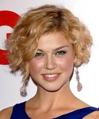 All you need is checking up the models from our web site. Square Face Shape Hairstyles And Makeup That Suit You