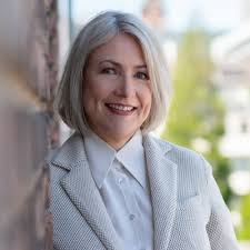 Viola Heller auf LinkedIn: 💡Die digitale Transformation wird nur MIT  Frauen gelingen Auch wenn die…