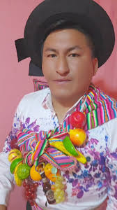 Santiago de la familia Carhuallanqui desde Huayucachi orquesta Parrandera  Perú