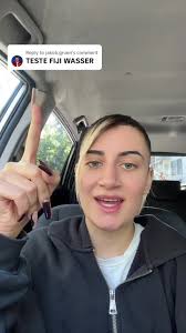 Replying to @jakob.gruen Wie findet ihr Fiji Wasser? 👀 #fürdich #fyp