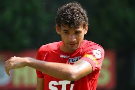 Willian begann seine profikarriere 2006 beim brasilianischen club corinthians são paulo, in dessen jugendmannschaften er bis 2005 spielte.schnell wurde er zum star des teams und trug die nummer 10, die zuvor márcio amoroso getragen hatte. Na Festa Do Titulo Do Sao Paulo Willian Jose Confirma Acerto Com O Gremio Gzh