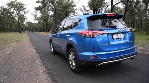 În doi ani am deschis capota doar ca să pun lichid de parbriz. 2016 Toyota Rav4 D 4d Diesel 0 100km H Engine Sound Youtube