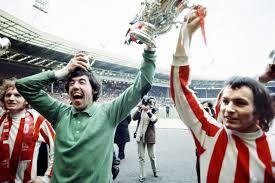 Gordon banks (1), tony whelan (6) washington diplomats at ft. Gordon Banks Obe A Gallery Of Pictures Spanning Career Of Stoke City And England Goalkeeping Great Stoke On Trent Live