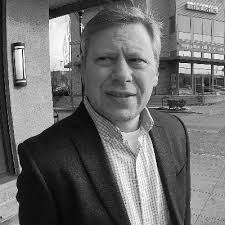 James Stennett's Instagram, Twitter & Facebook