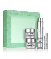 Plus read customer ratings and reviews. Clinique Smart De Aging Experts Holiday Skincare Gift Set N A N A Combinationskinfacewash Clinique Smart Skin Care Gifts Clinique Skincare