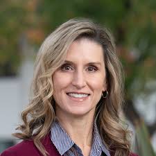 Erin Kiesel's Instagram, Twitter & Facebook