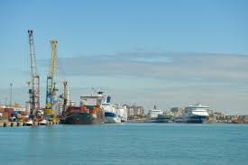 Il 3 giugno 1939, il ministero degli esteri albanese venne fuso al ministero degli esteri italiano, e al ministro degli esteri albanese, xhemil dino , venne assegnato il rango di. Port Pro Of The Month Pirro Vengu Al