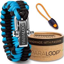 There are just two steps to learn and repeat. Paraloop Original Deluxe Paracord Bracelet For Men Pendant With Signal Whistle Handmade Braided With Gift Box In Various Colours Stainless Steel Clasp Bracelets Men Buy Online In India At Desertcart In Productid
