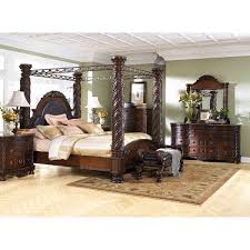 Durably crafted from solid hardwoods and wood veneers. North Shore 5 Piece King Poster Bed Set B553 Kbed 131 36 46 193 Ashley Furniture Afw Com
