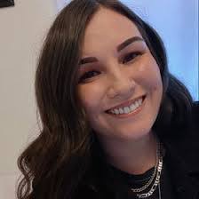 Alicia Ferry's Instagram, Twitter & Facebook