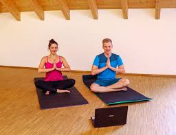 More news for how long should your yoga mat be » Yoga As A Couple Together With Your Partner In Flow Travitude By Falkensteiner