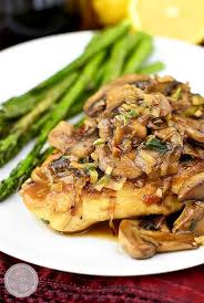 Leek And Mushroom Chicken Skillet Iowa Girl Eats Recipe Mushroom Chicken Stuffed Mushrooms 30 Minute Dinners Recipes