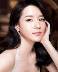 Film korea terbaru • drama korea terbaru no sensor • film terbaru 2019. Pesona Artis Korea Lee Young Ae Yang Tetap Awet Imut Di Usia 47