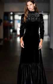 6,418 likes · 54 talking about this. Pia Tjelta Grace Gown Recently Added Pieces Ufo No More