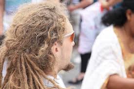 Messier medium hairstyles for thin hair are among the most advantageous hairdos. Brittle Hair Vs Thinning Hair Wimpole Clinic